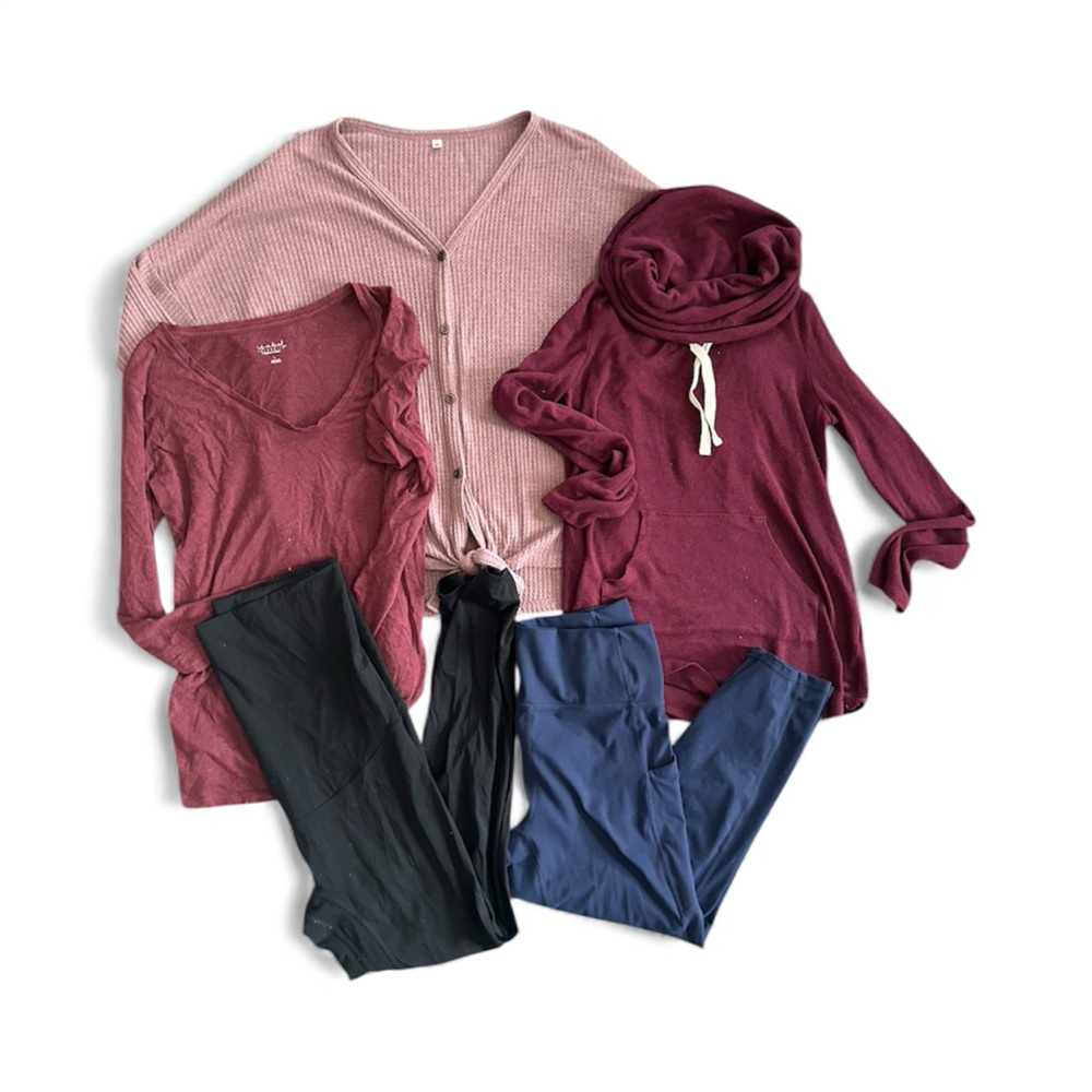 Medium Maternity Bundle - tops and leggings